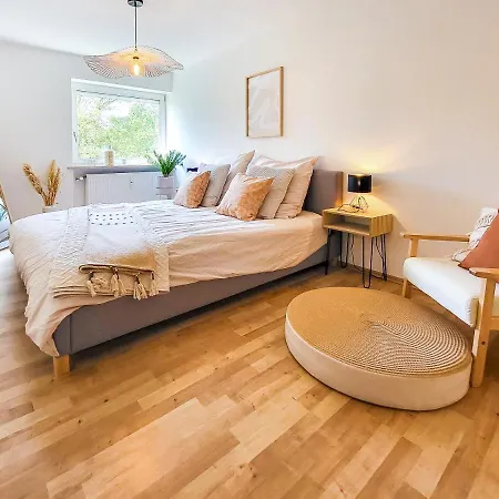 Stilvolle 3-zimmer In Mit Balkon Und Guter Autobahnanbindung Appartamento *
